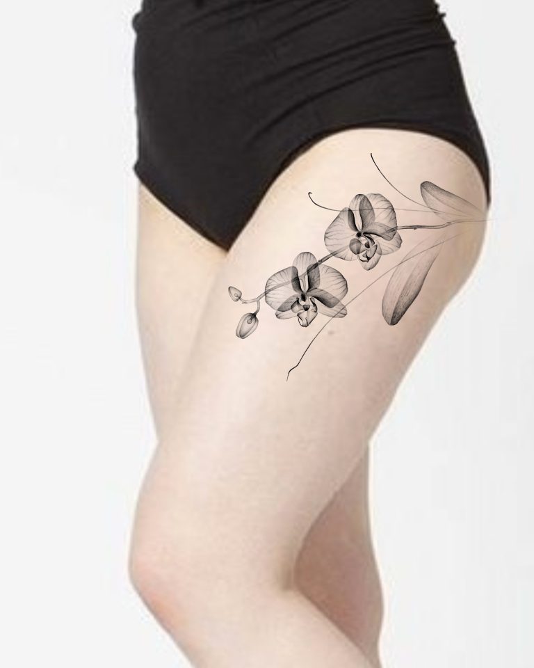 Photomontage d’un tatouage d’orchidée en style XRay sur la cuisse, à angouleme